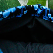 Load image into Gallery viewer, Inlay photo of Moonlight Magic showing a black inlay fabric