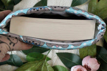 Load image into Gallery viewer, Puppy-chan Book Sleeve