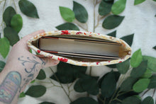 Load image into Gallery viewer, Autumntime Book Sleeve
